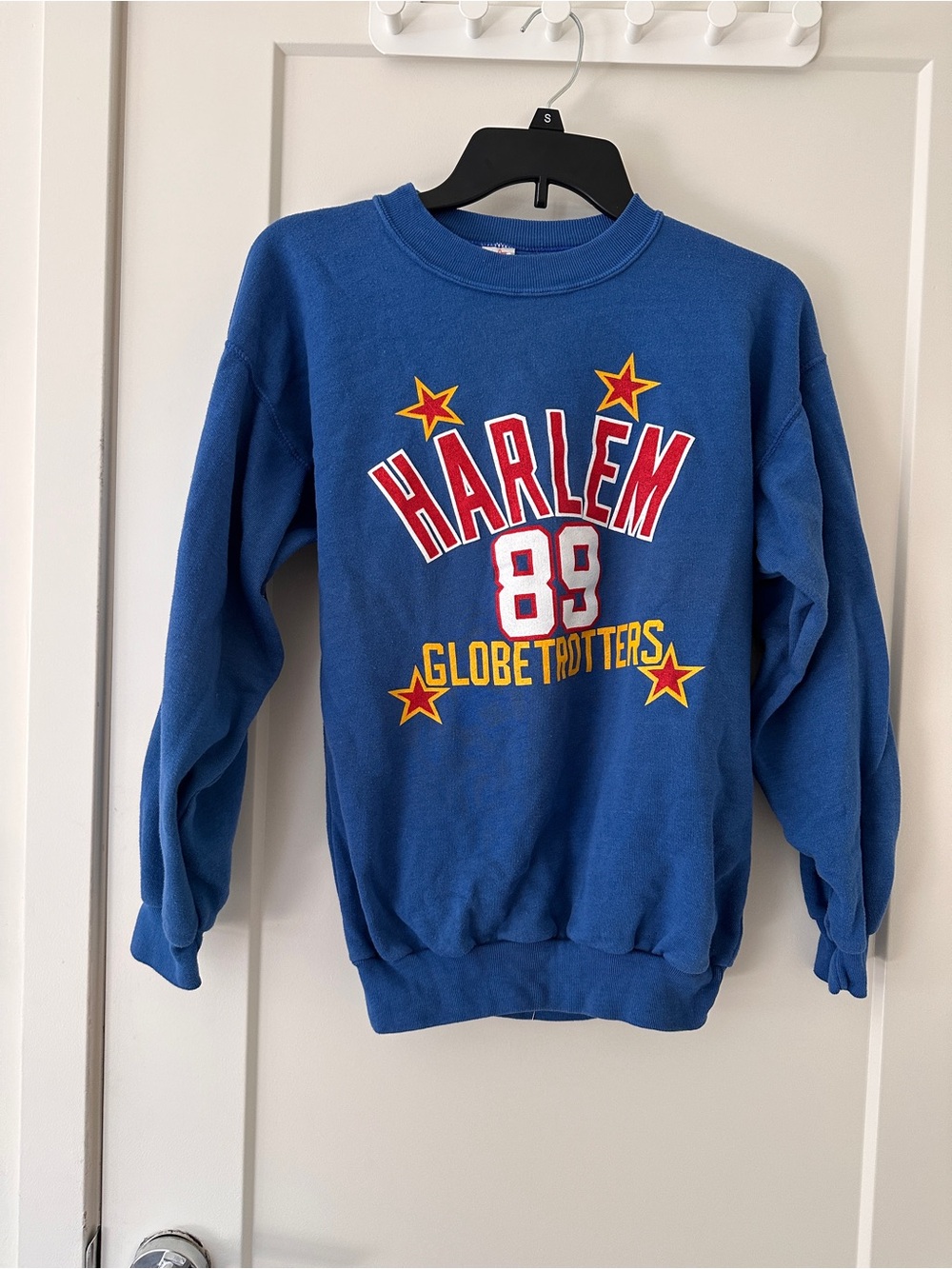 Vintage Retro Blue Harlem Globetrotters 89 Graphic Sweatshirt